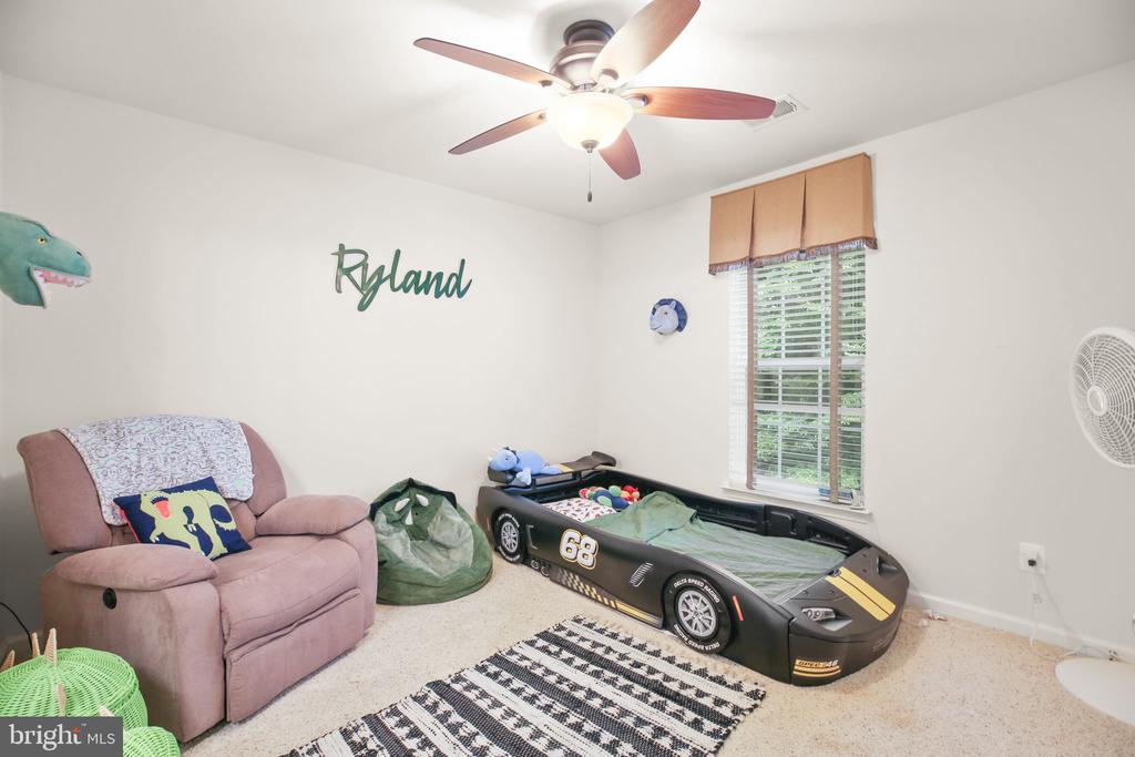10108 WILLOW RIDGE LN, SPOTSYLVANIA, Virginia 22553, 4 Bedrooms Bedrooms, ,4 BathroomsBathrooms,Residential,10108 WILLOW RIDGE LN,VASP2041010 MLS # VASP2041010