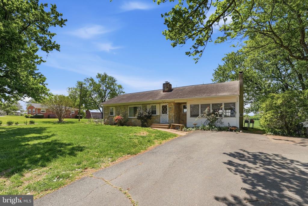 11844 CEMETERY RD, REMINGTON, Virginia 22734, 3 Bedrooms Bedrooms, ,1 BathroomBathrooms,Residential,11844 CEMETERY RD,VAFQ2021650 MLS # VAFQ2021650