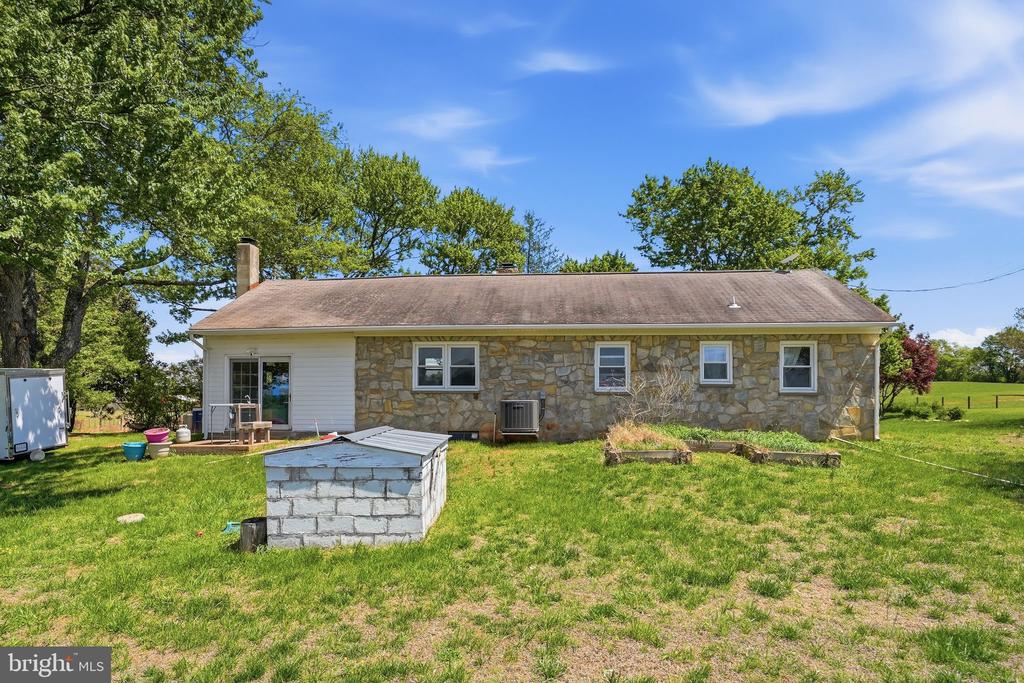 11844 CEMETERY RD, REMINGTON, Virginia 22734, 3 Bedrooms Bedrooms, ,1 BathroomBathrooms,Residential,11844 CEMETERY RD,VAFQ2021650 MLS # VAFQ2021650