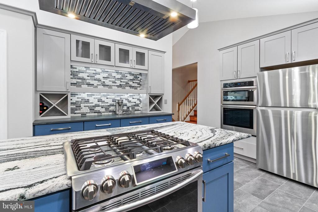 11704 EXETER CT, FREDERICKSBURG, Virginia 22408, 4 Bedrooms Bedrooms, ,3 BathroomsBathrooms,Residential,11704 EXETER CT,VASP2041182 MLS # VASP2041182