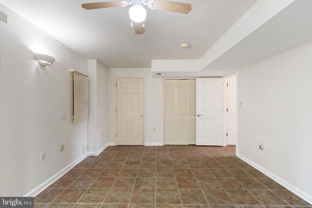 11704 EXETER CT, FREDERICKSBURG, Virginia 22408, 4 Bedrooms Bedrooms, ,3 BathroomsBathrooms,Residential,11704 EXETER CT,VASP2041182 MLS # VASP2041182