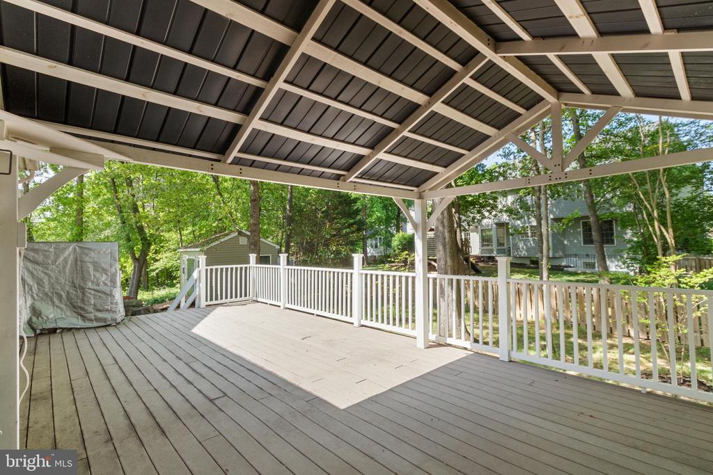 11704 EXETER CT, FREDERICKSBURG, Virginia 22408, 4 Bedrooms Bedrooms, ,3 BathroomsBathrooms,Residential,11704 EXETER CT,VASP2041182 MLS # VASP2041182