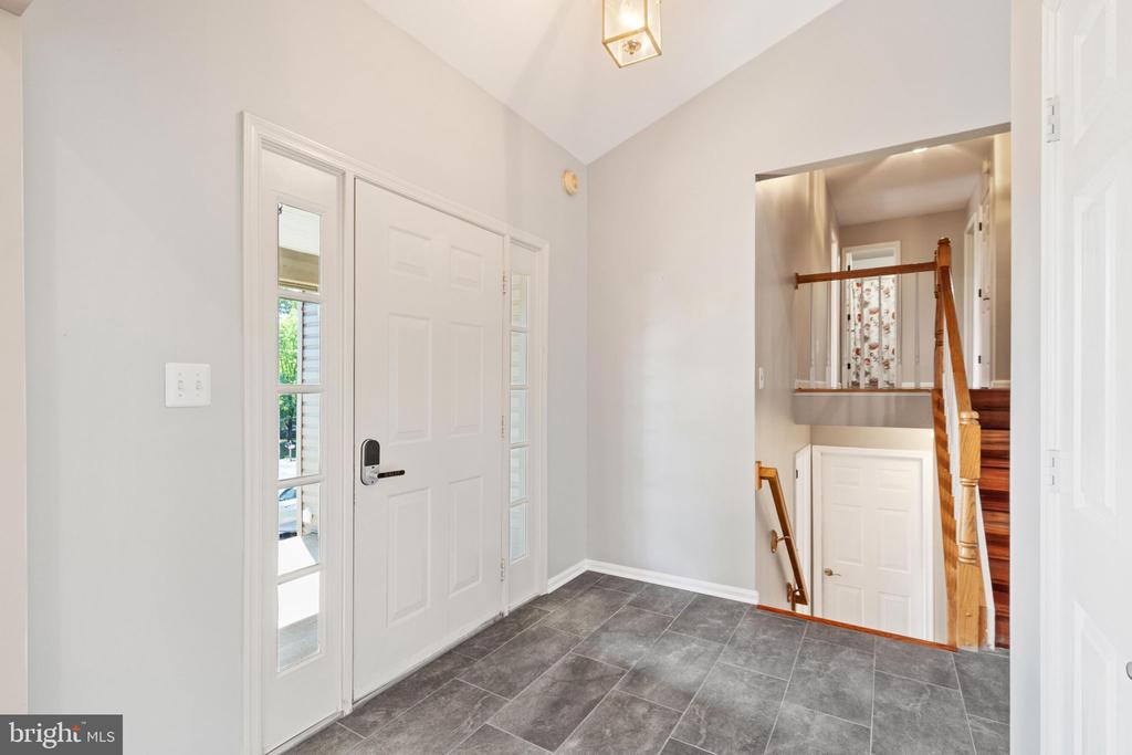11704 EXETER CT, FREDERICKSBURG, Virginia 22408, 4 Bedrooms Bedrooms, ,3 BathroomsBathrooms,Residential,11704 EXETER CT,VASP2041182 MLS # VASP2041182