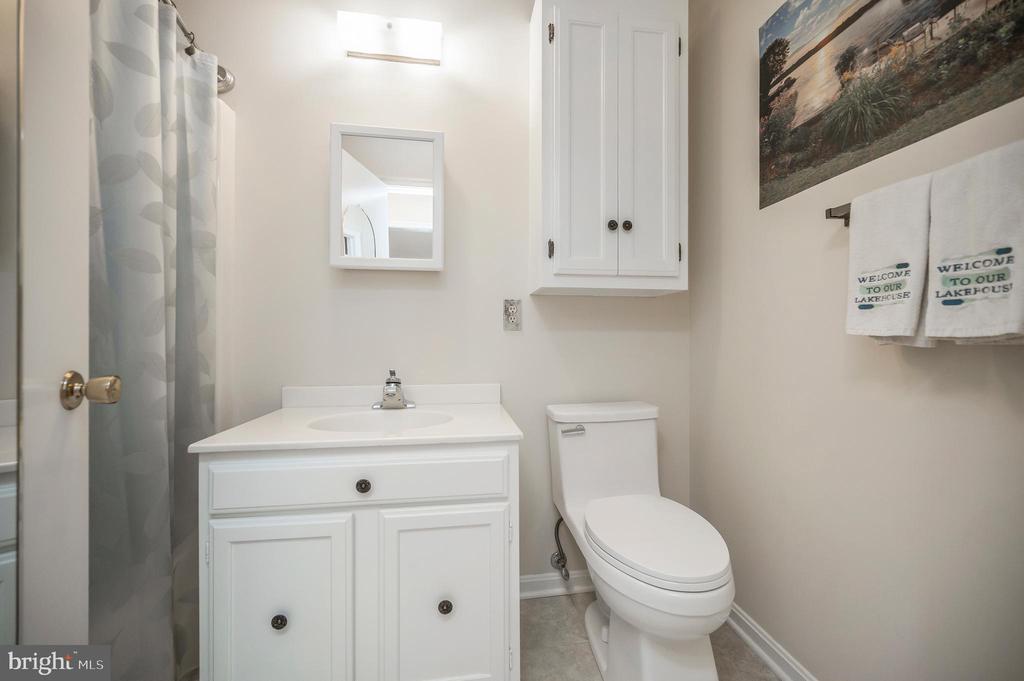 126 GREEN SPRING RD, LOCUST GROVE, Virginia 22508, 3 Bedrooms Bedrooms, ,3 BathroomsBathrooms,Residential,126 GREEN SPRING RD,VAOR2013932 MLS # VAOR2013932