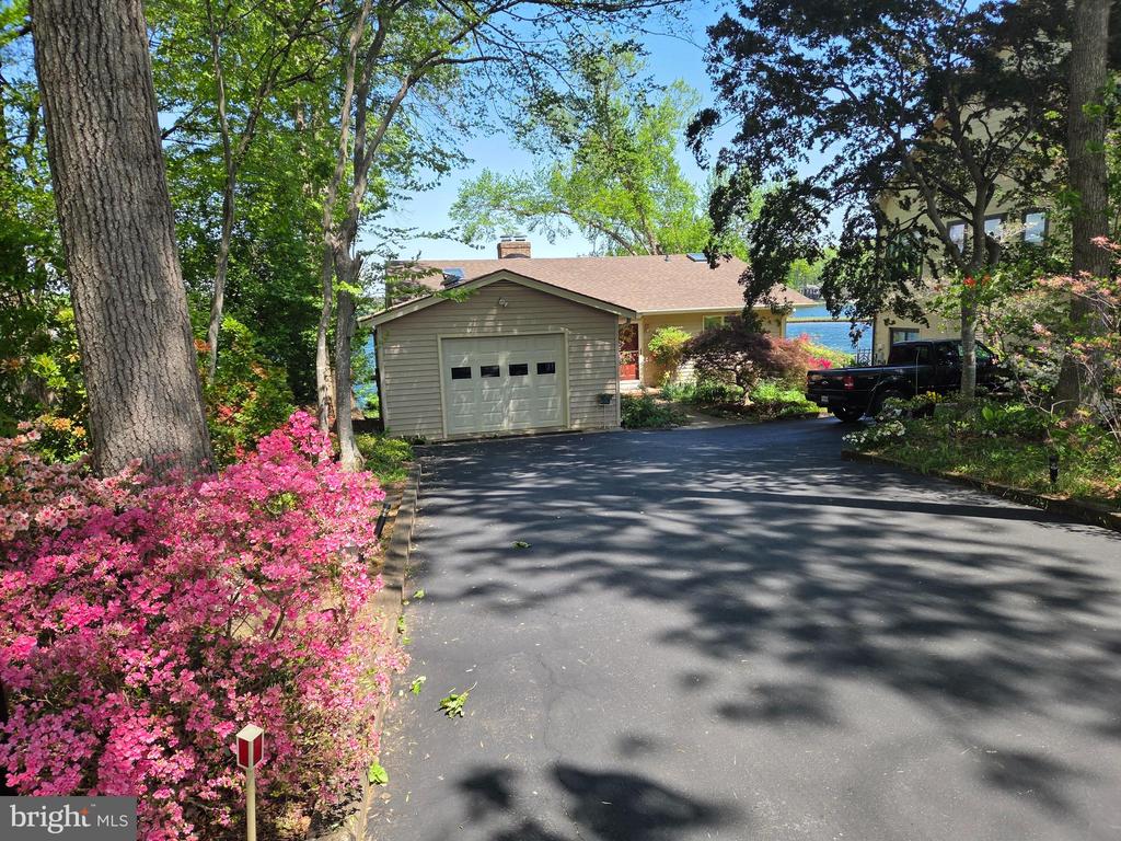 126 GREEN SPRING RD, LOCUST GROVE, Virginia 22508, 3 Bedrooms Bedrooms, ,3 BathroomsBathrooms,Residential,126 GREEN SPRING RD,VAOR2013932 MLS # VAOR2013932