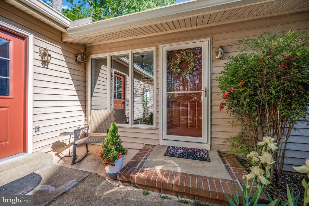 126 GREEN SPRING RD, LOCUST GROVE, Virginia 22508, 3 Bedrooms Bedrooms, ,3 BathroomsBathrooms,Residential,126 GREEN SPRING RD,VAOR2013932 MLS # VAOR2013932