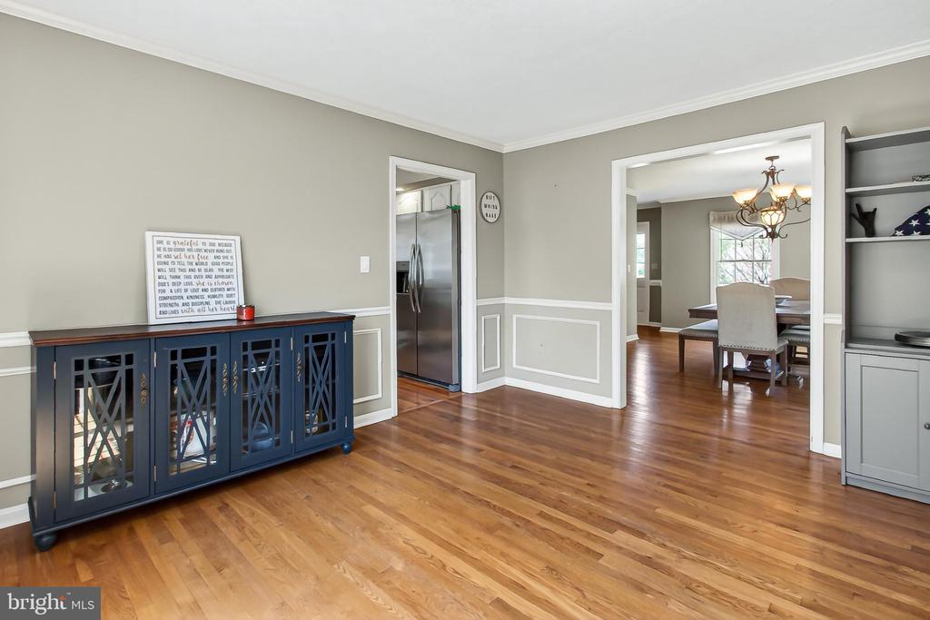 4809 OLD CHAPEL RD, CATLETT, Virginia 20119, 4 Bedrooms Bedrooms, ,2 BathroomsBathrooms,Residential,4809 OLD CHAPEL RD,VAFQ2021668 MLS # VAFQ2021668