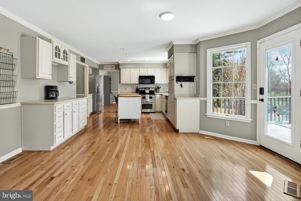 4809 OLD CHAPEL RD, CATLETT, Virginia 20119, 4 Bedrooms Bedrooms, ,2 BathroomsBathrooms,Residential,4809 OLD CHAPEL RD,VAFQ2021668 MLS # VAFQ2021668
