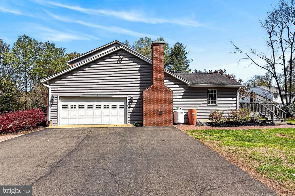 4809 OLD CHAPEL RD, CATLETT, Virginia 20119, 4 Bedrooms Bedrooms, ,2 BathroomsBathrooms,Residential,4809 OLD CHAPEL RD,VAFQ2021668 MLS # VAFQ2021668