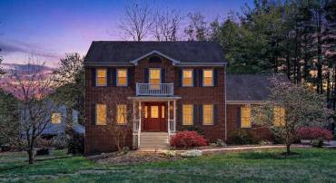 4809 OLD CHAPEL RD, CATLETT, Virginia 20119, 4 Bedrooms Bedrooms, ,2 BathroomsBathrooms,Residential,4809 OLD CHAPEL RD,VAFQ2021668 MLS # VAFQ2021668