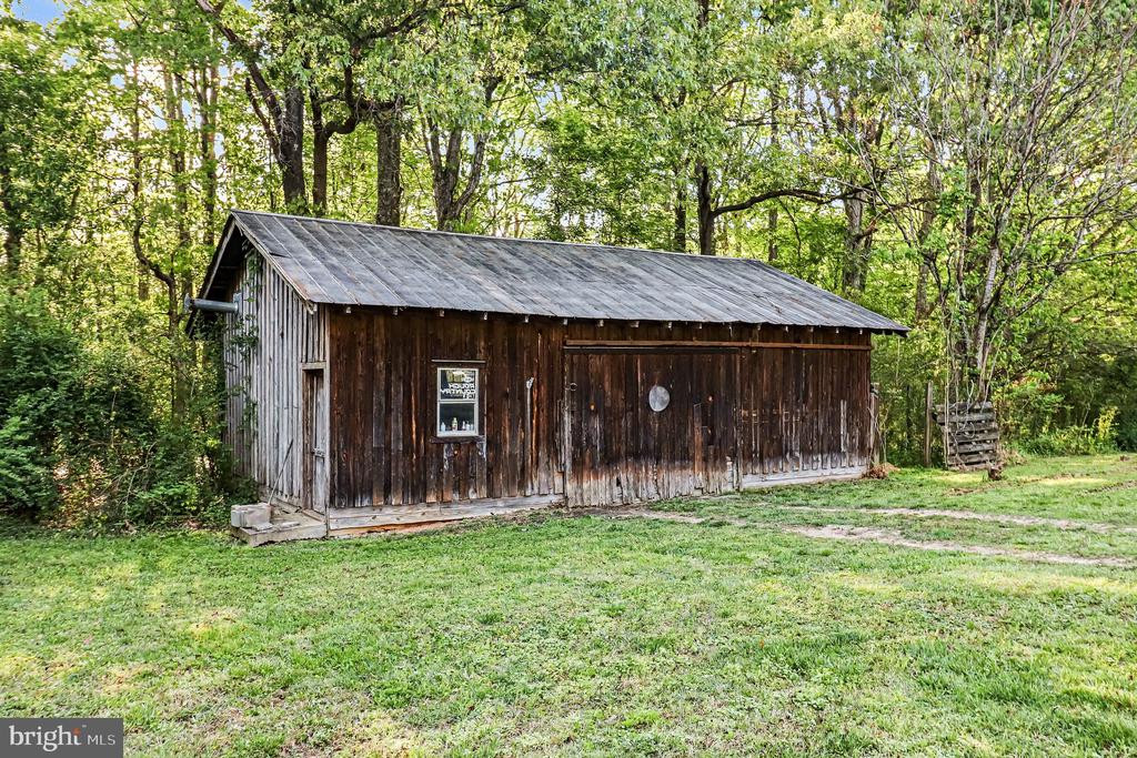 679 WELSHMAN LN, MINERAL, Virginia 23117, 3 Bedrooms Bedrooms, ,2 BathroomsBathrooms,Residential,679 WELSHMAN LN,VALA2009670 MLS # VALA2009670