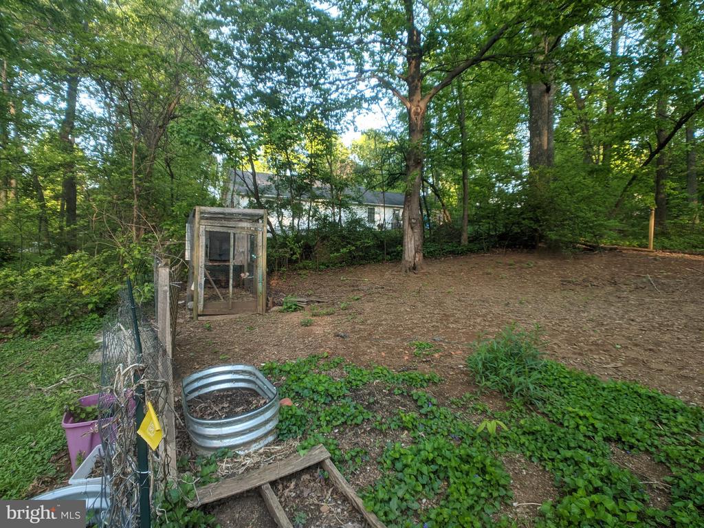 144 HUNTER AVE, CHESTER GAP, Virginia 22623, 2 Bedrooms Bedrooms, ,1 BathroomBathrooms,Residential,144 HUNTER AVE,VARP2002610 MLS # VARP2002610