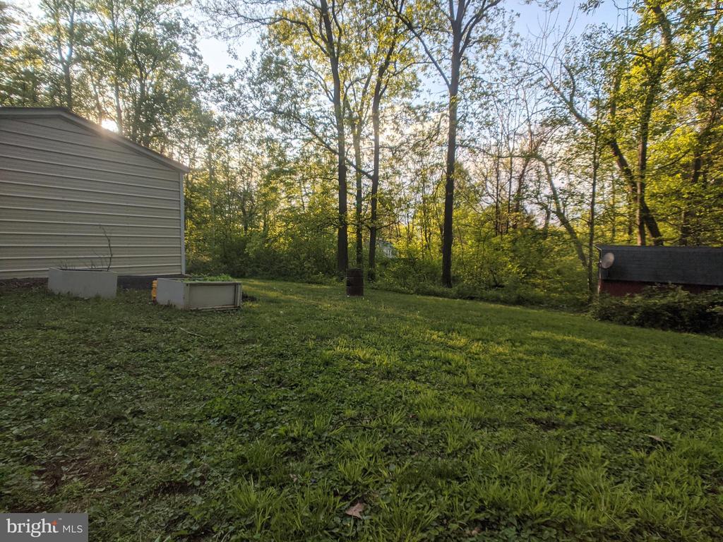 144 HUNTER AVE, CHESTER GAP, Virginia 22623, 2 Bedrooms Bedrooms, ,1 BathroomBathrooms,Residential,144 HUNTER AVE,VARP2002610 MLS # VARP2002610