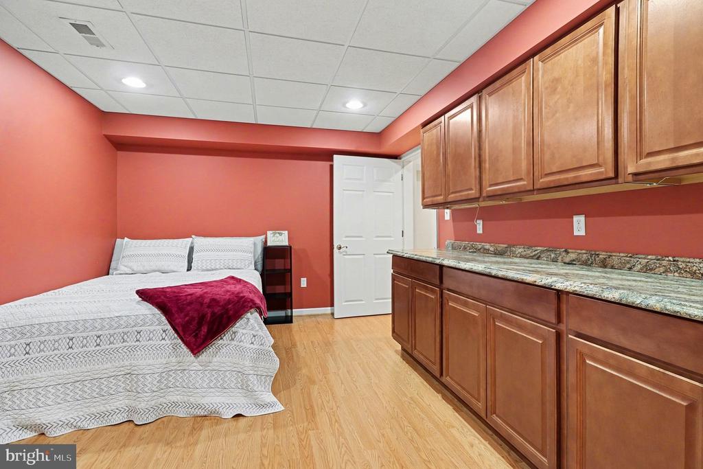 11612 RIVER MEADOWS WAY, FREDERICKSBURG, Virginia 22408, 4 Bedrooms Bedrooms, ,4 BathroomsBathrooms,Residential,11612 RIVER MEADOWS WAY,VASP2041210 MLS # VASP2041210