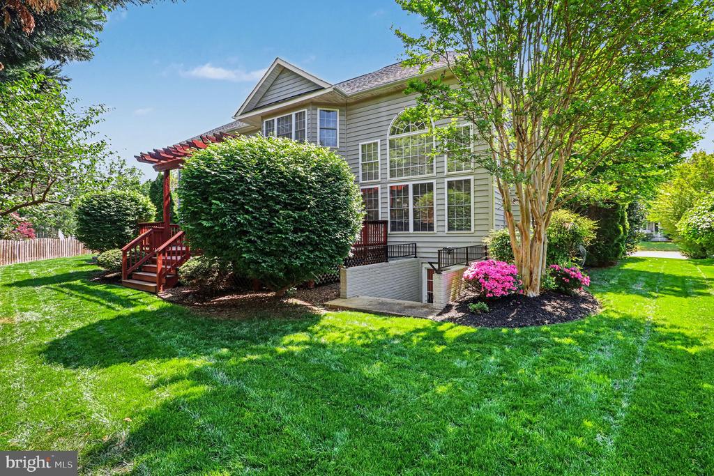 11612 RIVER MEADOWS WAY, FREDERICKSBURG, Virginia 22408, 4 Bedrooms Bedrooms, ,4 BathroomsBathrooms,Residential,11612 RIVER MEADOWS WAY,VASP2041210 MLS # VASP2041210