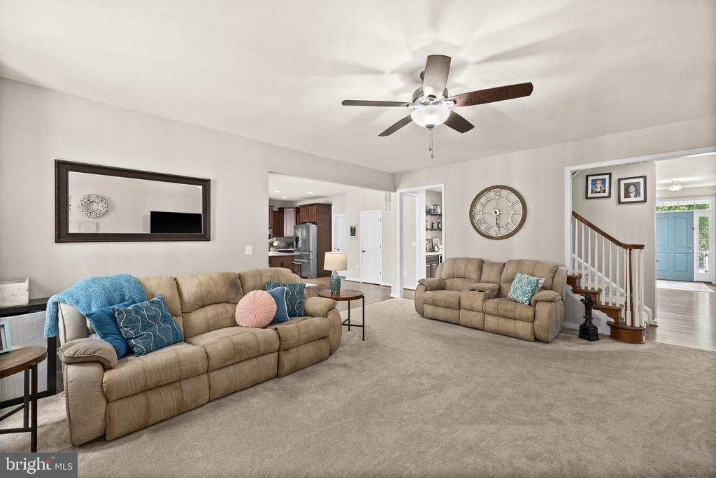 12129 SAWHILL BLVD, SPOTSYLVANIA, Virginia 22553, 5 Bedrooms Bedrooms, ,4 BathroomsBathrooms,Residential,12129 SAWHILL BLVD,VASP2041364 MLS # VASP2041364