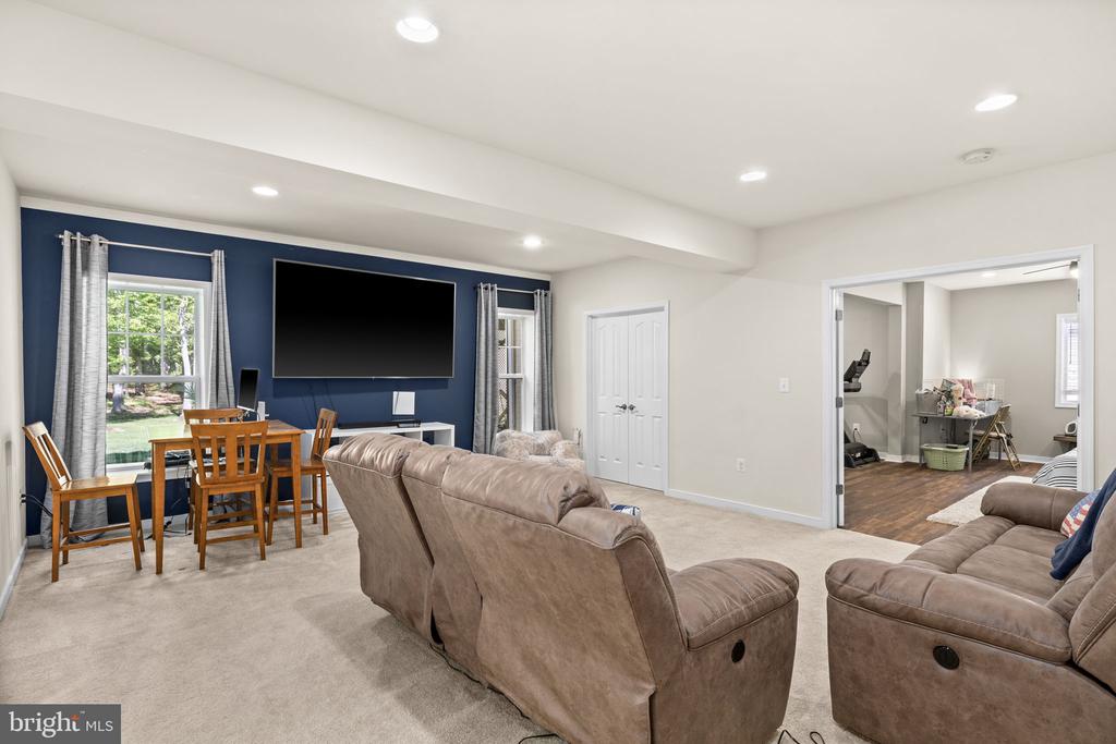 12129 SAWHILL BLVD, SPOTSYLVANIA, Virginia 22553, 5 Bedrooms Bedrooms, ,4 BathroomsBathrooms,Residential,12129 SAWHILL BLVD,VASP2041364 MLS # VASP2041364