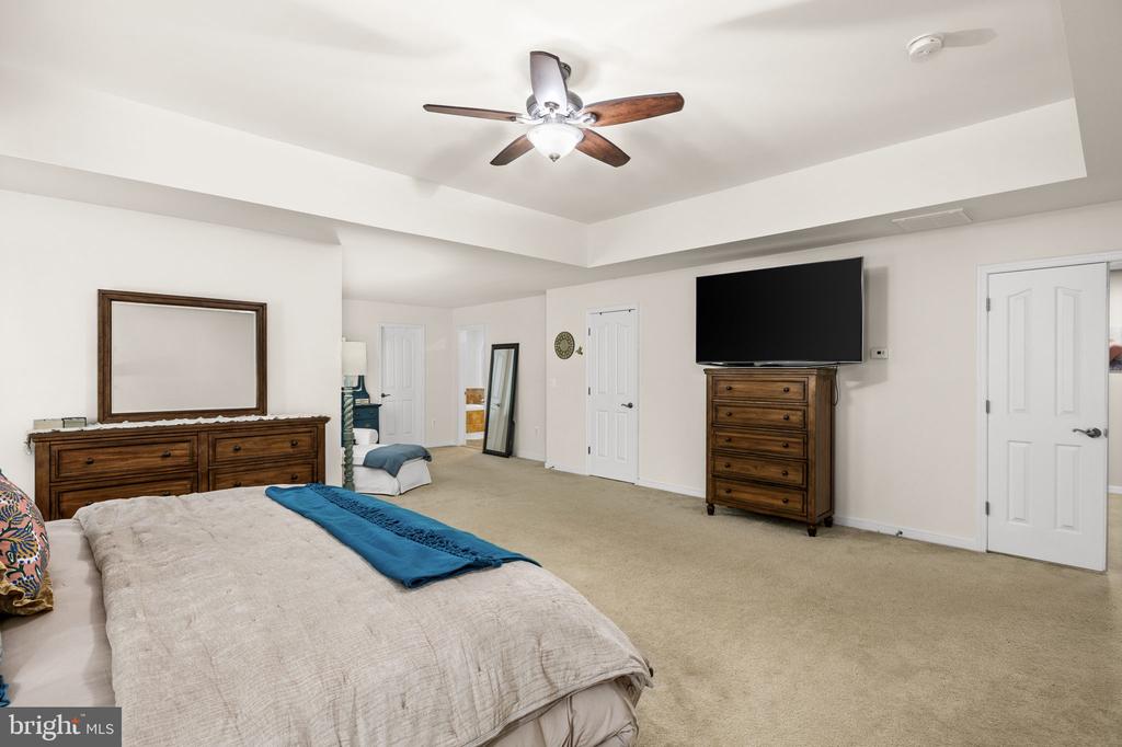 12129 SAWHILL BLVD, SPOTSYLVANIA, Virginia 22553, 5 Bedrooms Bedrooms, ,4 BathroomsBathrooms,Residential,12129 SAWHILL BLVD,VASP2041364 MLS # VASP2041364
