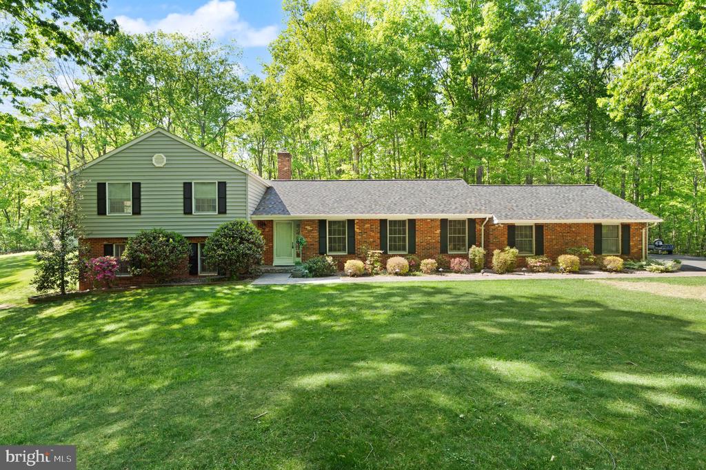 3430 COURTNEY SCHOOL RD, MIDLAND, Virginia 22728, 3 Bedrooms Bedrooms, ,2 BathroomsBathrooms,Residential,3430 COURTNEY SCHOOL RD,VAFQ2021730 MLS # VAFQ2021730