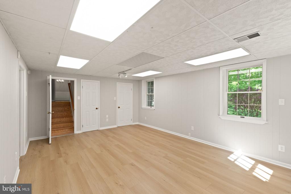3430 COURTNEY SCHOOL RD, MIDLAND, Virginia 22728, 3 Bedrooms Bedrooms, ,2 BathroomsBathrooms,Residential,3430 COURTNEY SCHOOL RD,VAFQ2021730 MLS # VAFQ2021730