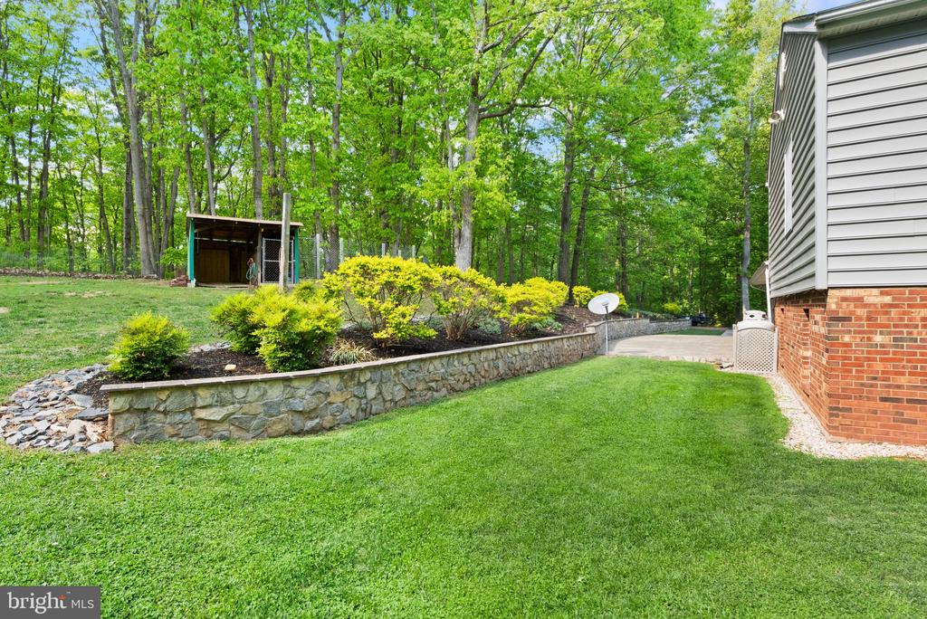 3430 COURTNEY SCHOOL RD, MIDLAND, Virginia 22728, 3 Bedrooms Bedrooms, ,2 BathroomsBathrooms,Residential,3430 COURTNEY SCHOOL RD,VAFQ2021730 MLS # VAFQ2021730