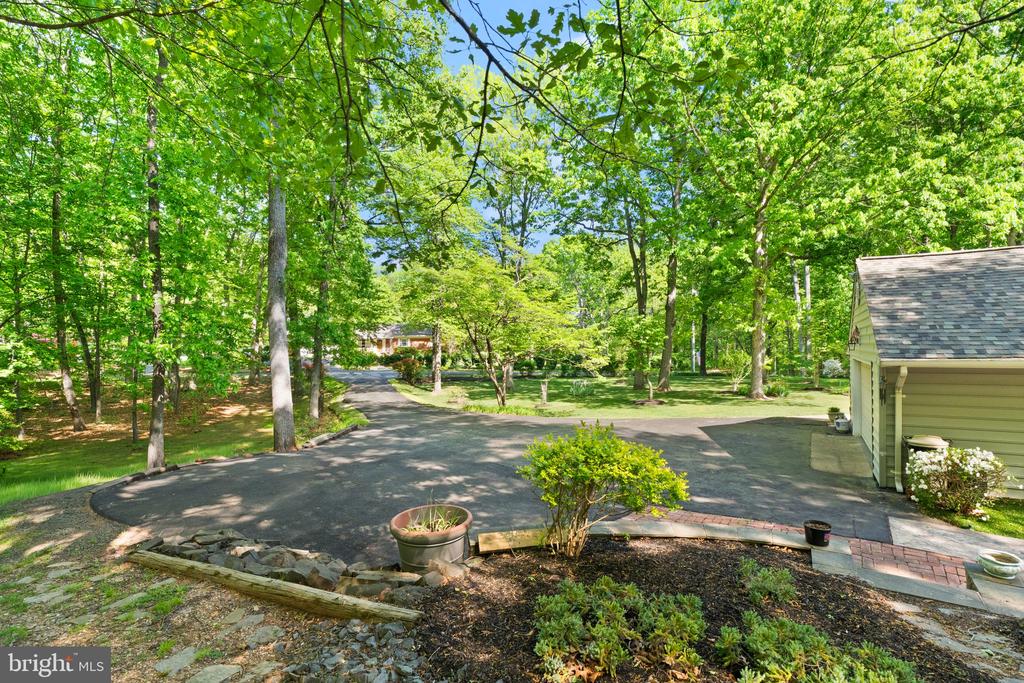 3430 COURTNEY SCHOOL RD, MIDLAND, Virginia 22728, 3 Bedrooms Bedrooms, ,2 BathroomsBathrooms,Residential,3430 COURTNEY SCHOOL RD,VAFQ2021730 MLS # VAFQ2021730