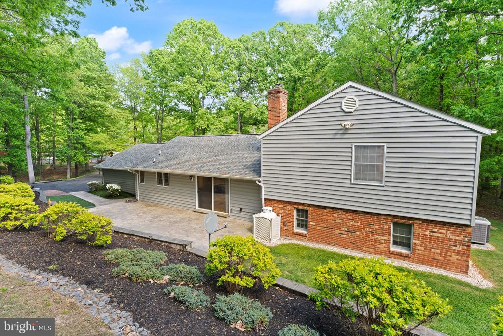 3430 COURTNEY SCHOOL RD, MIDLAND, Virginia 22728, 3 Bedrooms Bedrooms, ,2 BathroomsBathrooms,Residential,3430 COURTNEY SCHOOL RD,VAFQ2021730 MLS # VAFQ2021730