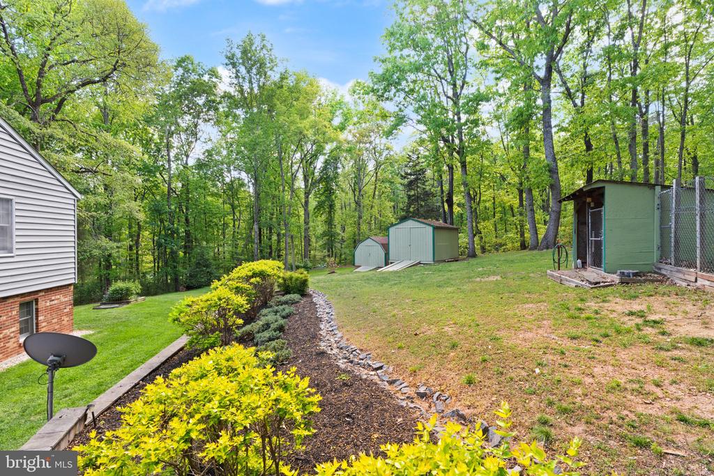 3430 COURTNEY SCHOOL RD, MIDLAND, Virginia 22728, 3 Bedrooms Bedrooms, ,2 BathroomsBathrooms,Residential,3430 COURTNEY SCHOOL RD,VAFQ2021730 MLS # VAFQ2021730