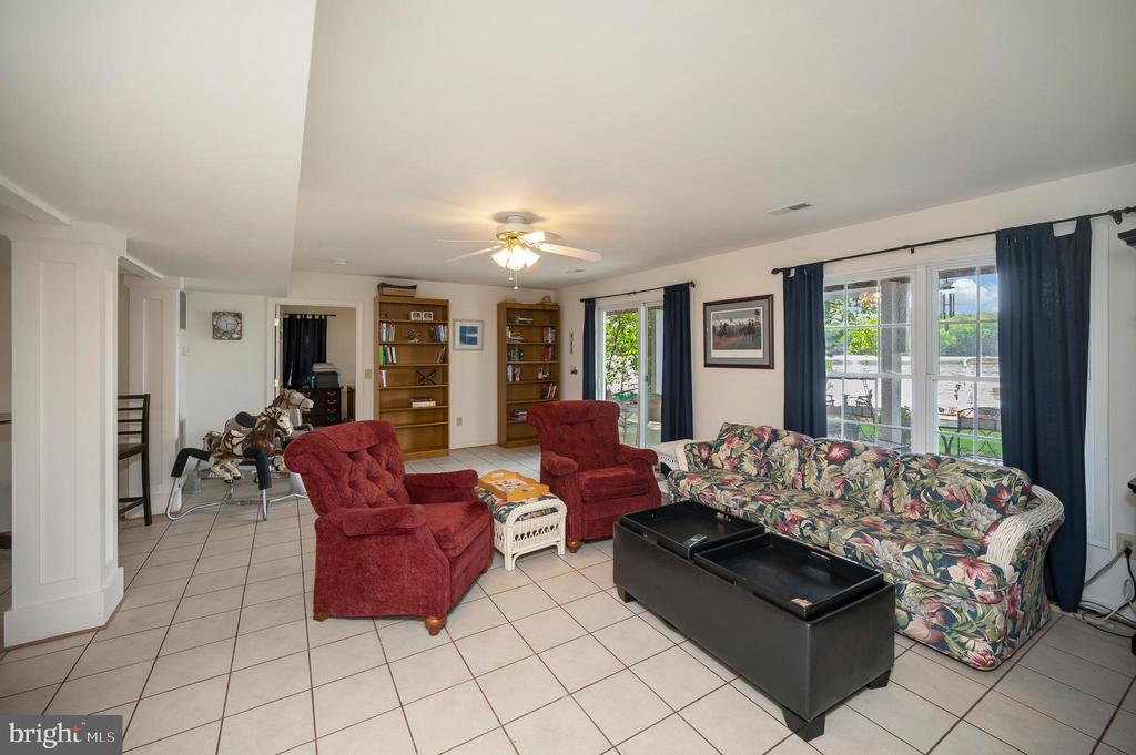 626 CORNWALLIS AVE, LOCUST GROVE, Virginia 22508, 5 Bedrooms Bedrooms, ,3 BathroomsBathrooms,Residential,626 CORNWALLIS AVE,VAOR2013484 MLS # VAOR2013484