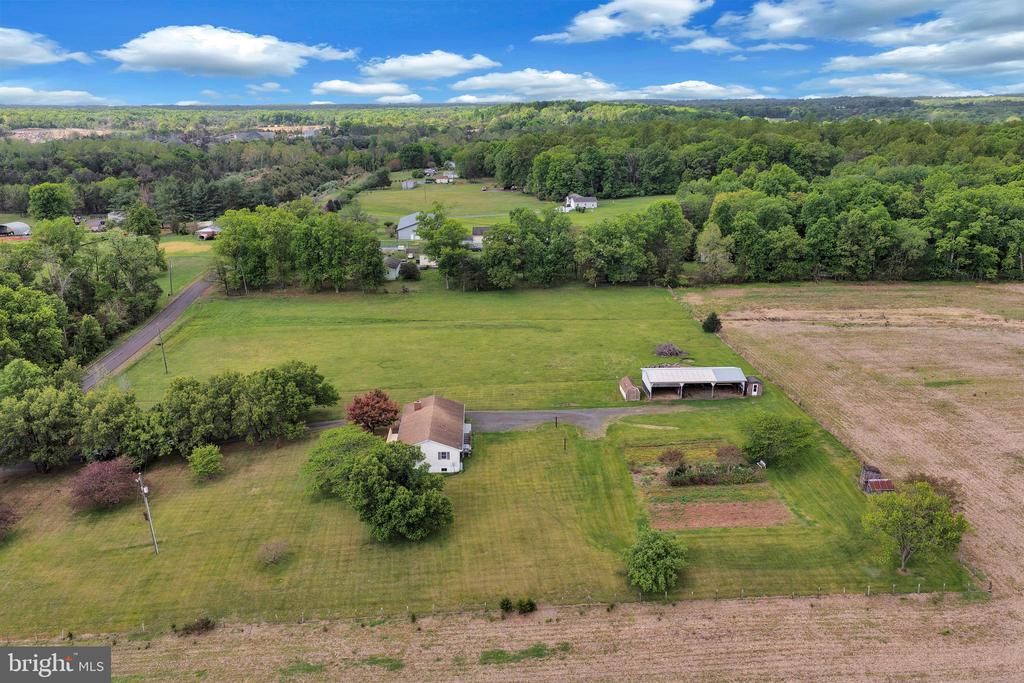 5362 TURKEY RUN RD, WARRENTON, Virginia 20187, 3 Bedrooms Bedrooms, ,2 BathroomsBathrooms,Residential,5362 TURKEY RUN RD,VAFQ2021790 MLS # VAFQ2021790