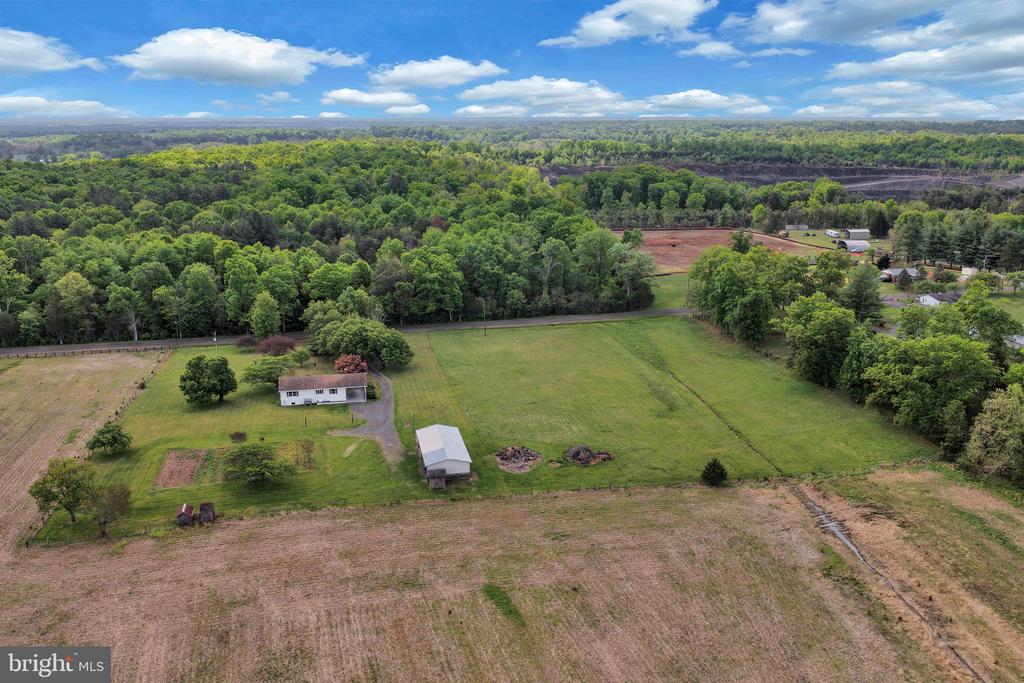 5362 TURKEY RUN RD, WARRENTON, Virginia 20187, 3 Bedrooms Bedrooms, ,2 BathroomsBathrooms,Residential,5362 TURKEY RUN RD,VAFQ2021790 MLS # VAFQ2021790