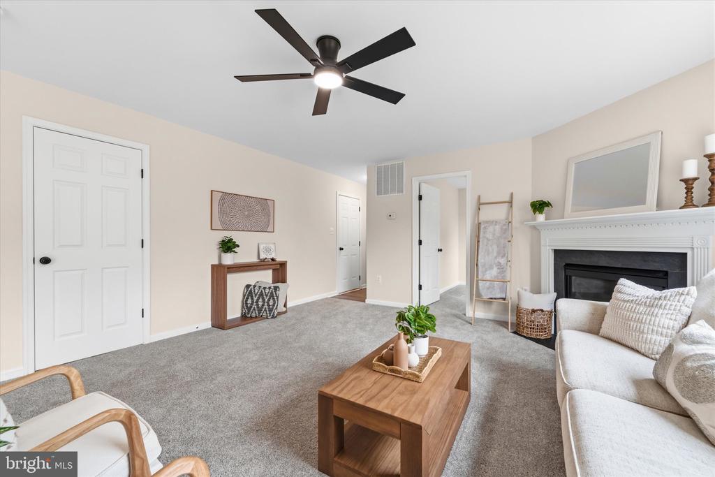 2024 CHESTNUT DR, CULPEPER, Virginia 22701, 5 Bedrooms Bedrooms, ,3 BathroomsBathrooms,Residential,2024 CHESTNUT DR,VACU2013454 MLS # VACU2013454