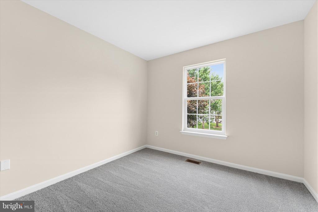 2024 CHESTNUT DR, CULPEPER, Virginia 22701, 5 Bedrooms Bedrooms, ,3 BathroomsBathrooms,Residential,2024 CHESTNUT DR,VACU2013454 MLS # VACU2013454