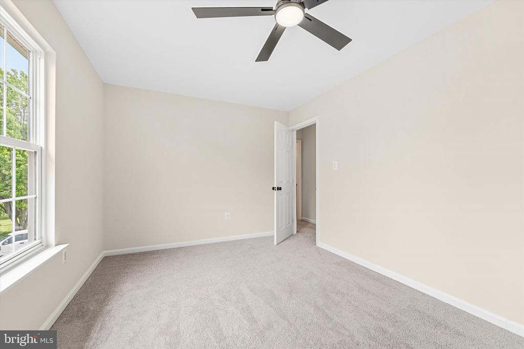 2024 CHESTNUT DR, CULPEPER, Virginia 22701, 5 Bedrooms Bedrooms, ,3 BathroomsBathrooms,Residential,2024 CHESTNUT DR,VACU2013454 MLS # VACU2013454