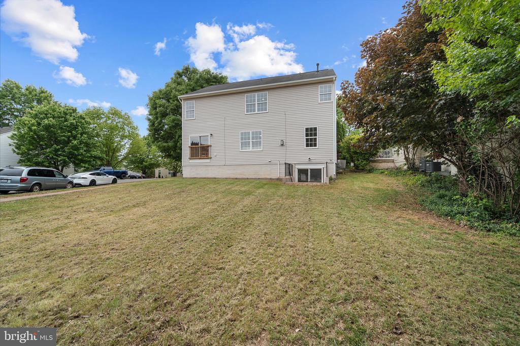 2024 CHESTNUT DR, CULPEPER, Virginia 22701, 5 Bedrooms Bedrooms, ,3 BathroomsBathrooms,Residential,2024 CHESTNUT DR,VACU2013454 MLS # VACU2013454