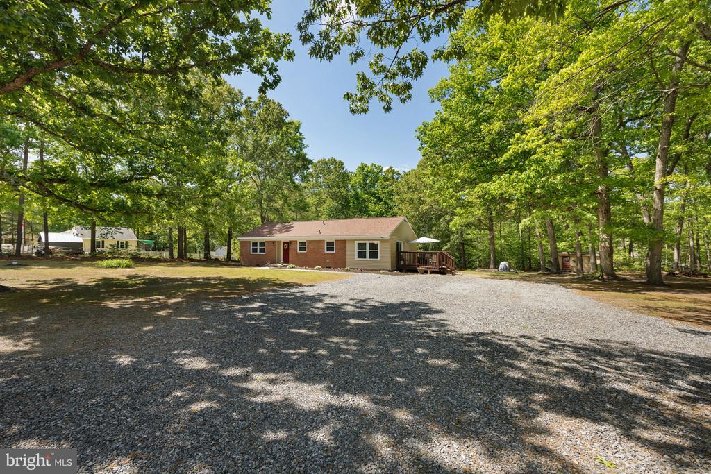 919 CHALKLEVEL RD, LOUISA, Virginia 23093, 3 Bedrooms Bedrooms, ,2 BathroomsBathrooms,Residential,919 CHALKLEVEL RD,VALA2009774 MLS # VALA2009774