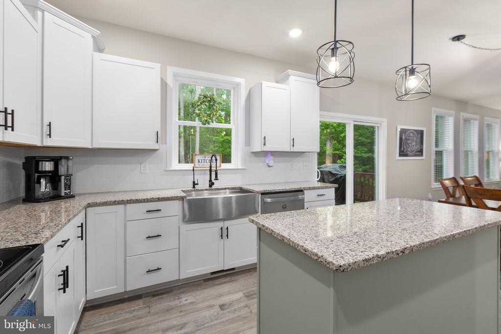 12505 FLOCK CT, SPOTSYLVANIA, Virginia 22551, 5 Bedrooms Bedrooms, ,3 BathroomsBathrooms,Residential,12505 FLOCK CT,VASP2040650 MLS # VASP2040650