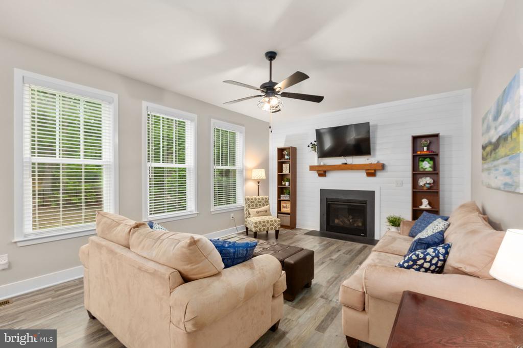12505 FLOCK CT, SPOTSYLVANIA, Virginia 22551, 5 Bedrooms Bedrooms, ,3 BathroomsBathrooms,Residential,12505 FLOCK CT,VASP2040650 MLS # VASP2040650