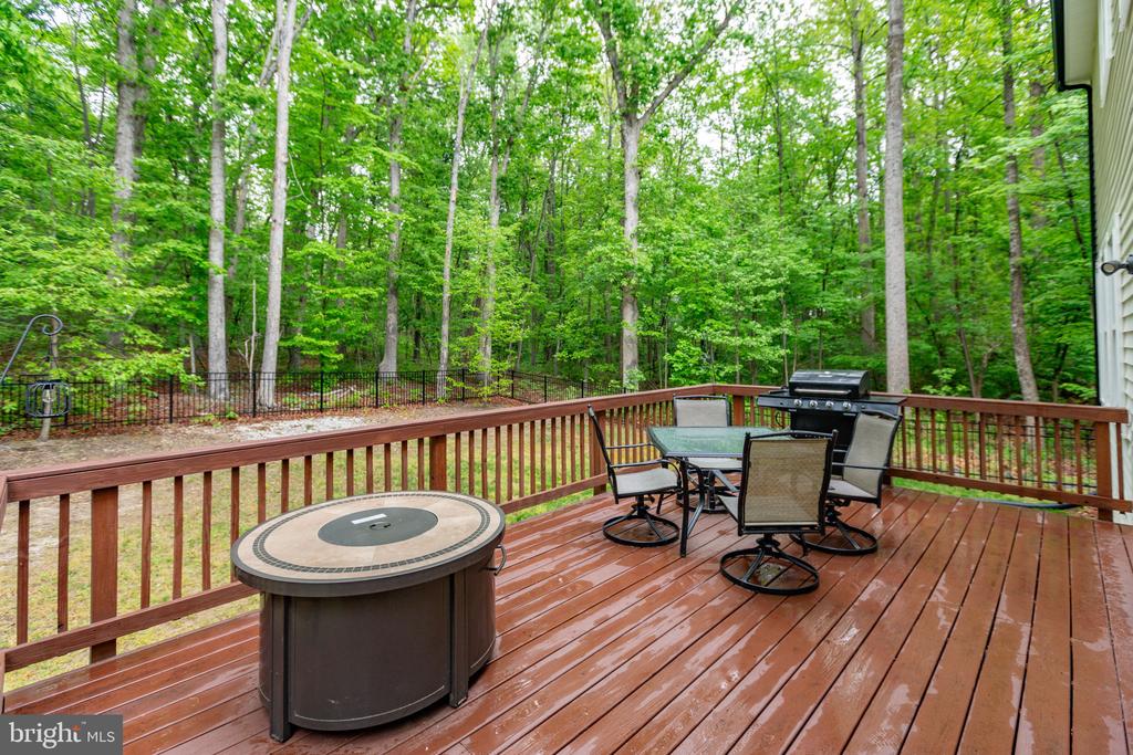 12505 FLOCK CT, SPOTSYLVANIA, Virginia 22551, 5 Bedrooms Bedrooms, ,3 BathroomsBathrooms,Residential,12505 FLOCK CT,VASP2040650 MLS # VASP2040650