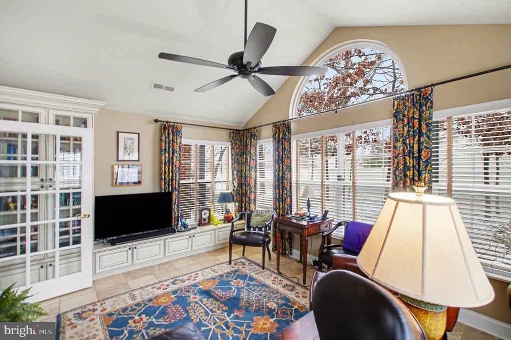 6223 AUTUMN LEAF DR, FREDERICKSBURG, Virginia 22407, 2 Bedrooms Bedrooms, ,2 BathroomsBathrooms,Residential,6223 AUTUMN LEAF DR,VASP2041448 MLS # VASP2041448