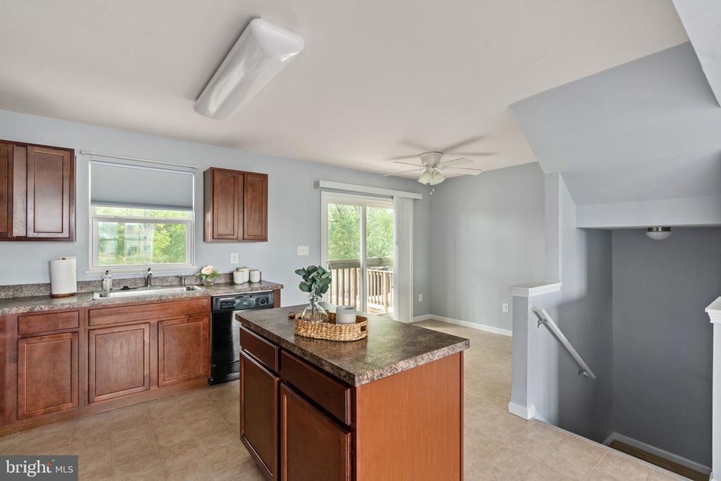 1901 CREPE MYRTLE LN, CULPEPER, Virginia 22701, 3 Bedrooms Bedrooms, ,2 BathroomsBathrooms,Residential,1901 CREPE MYRTLE LN,VACU2013486 MLS # VACU2013486