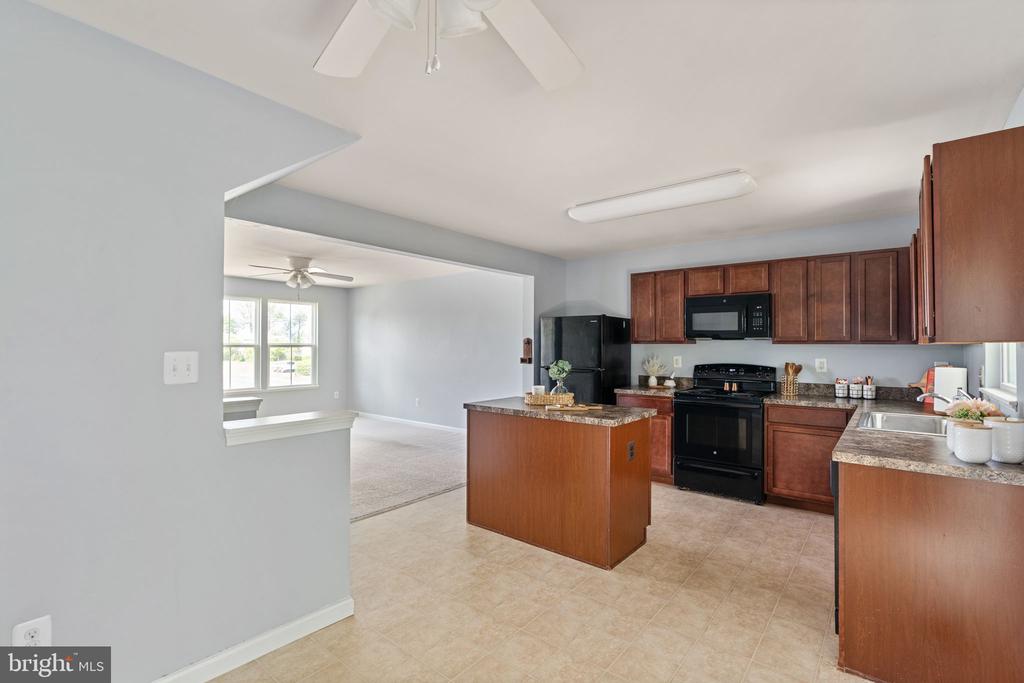 1901 CREPE MYRTLE LN, CULPEPER, Virginia 22701, 3 Bedrooms Bedrooms, ,2 BathroomsBathrooms,Residential,1901 CREPE MYRTLE LN,VACU2013486 MLS # VACU2013486