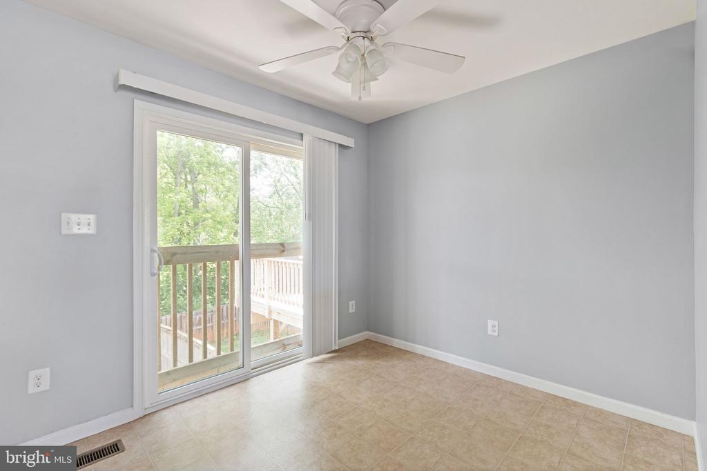 1901 CREPE MYRTLE LN, CULPEPER, Virginia 22701, 3 Bedrooms Bedrooms, ,2 BathroomsBathrooms,Residential,1901 CREPE MYRTLE LN,VACU2013486 MLS # VACU2013486
