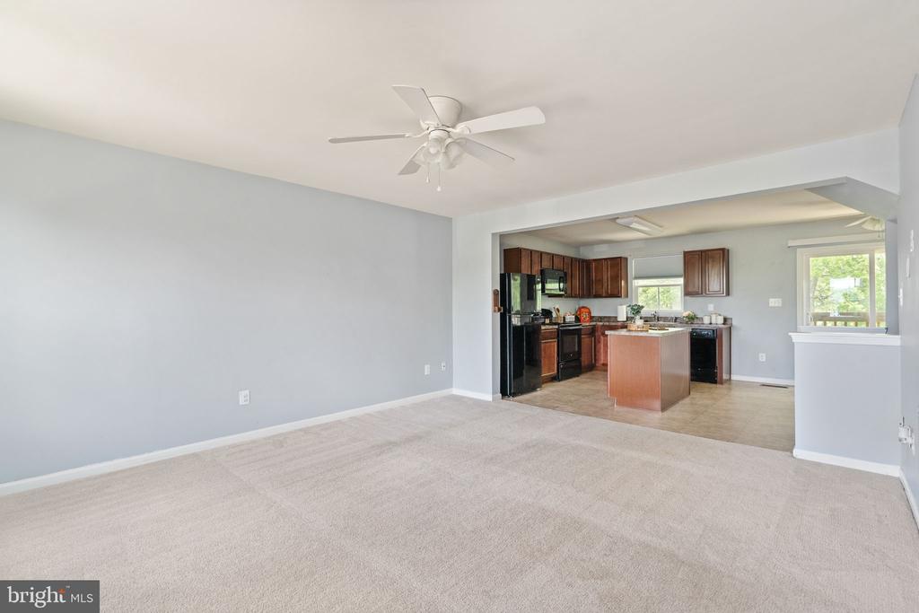 1901 CREPE MYRTLE LN, CULPEPER, Virginia 22701, 3 Bedrooms Bedrooms, ,2 BathroomsBathrooms,Residential,1901 CREPE MYRTLE LN,VACU2013486 MLS # VACU2013486