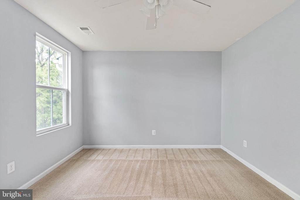 1901 CREPE MYRTLE LN, CULPEPER, Virginia 22701, 3 Bedrooms Bedrooms, ,2 BathroomsBathrooms,Residential,1901 CREPE MYRTLE LN,VACU2013486 MLS # VACU2013486