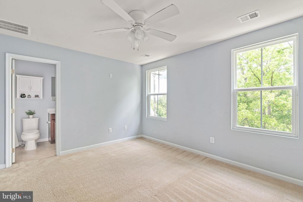 1901 CREPE MYRTLE LN, CULPEPER, Virginia 22701, 3 Bedrooms Bedrooms, ,2 BathroomsBathrooms,Residential,1901 CREPE MYRTLE LN,VACU2013486 MLS # VACU2013486