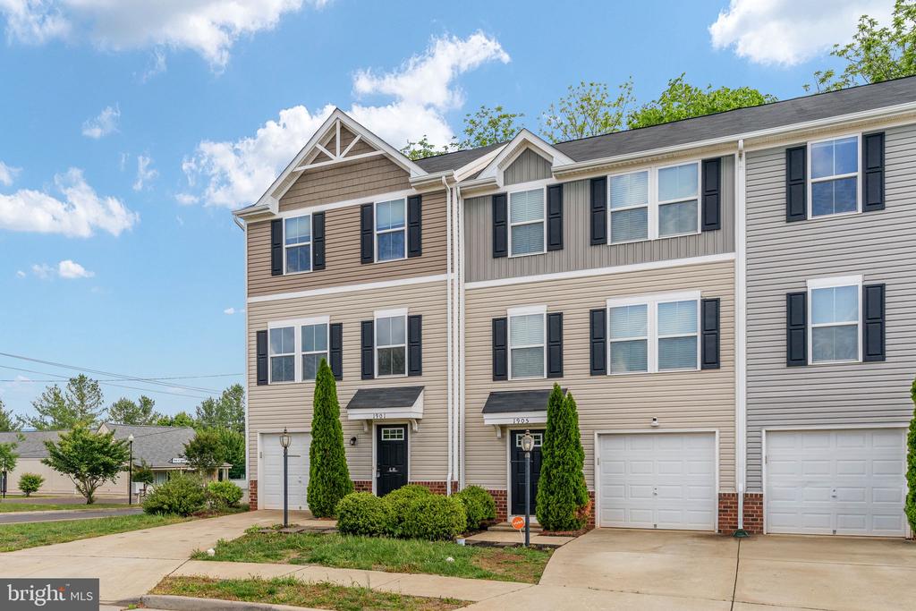 1901 CREPE MYRTLE LN, CULPEPER, Virginia 22701, 3 Bedrooms Bedrooms, ,2 BathroomsBathrooms,Residential,1901 CREPE MYRTLE LN,VACU2013486 MLS # VACU2013486