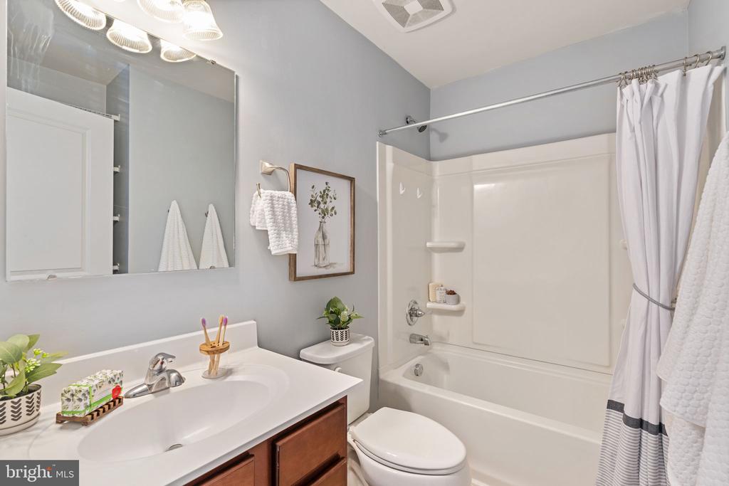 1901 CREPE MYRTLE LN, CULPEPER, Virginia 22701, 3 Bedrooms Bedrooms, ,2 BathroomsBathrooms,Residential,1901 CREPE MYRTLE LN,VACU2013486 MLS # VACU2013486