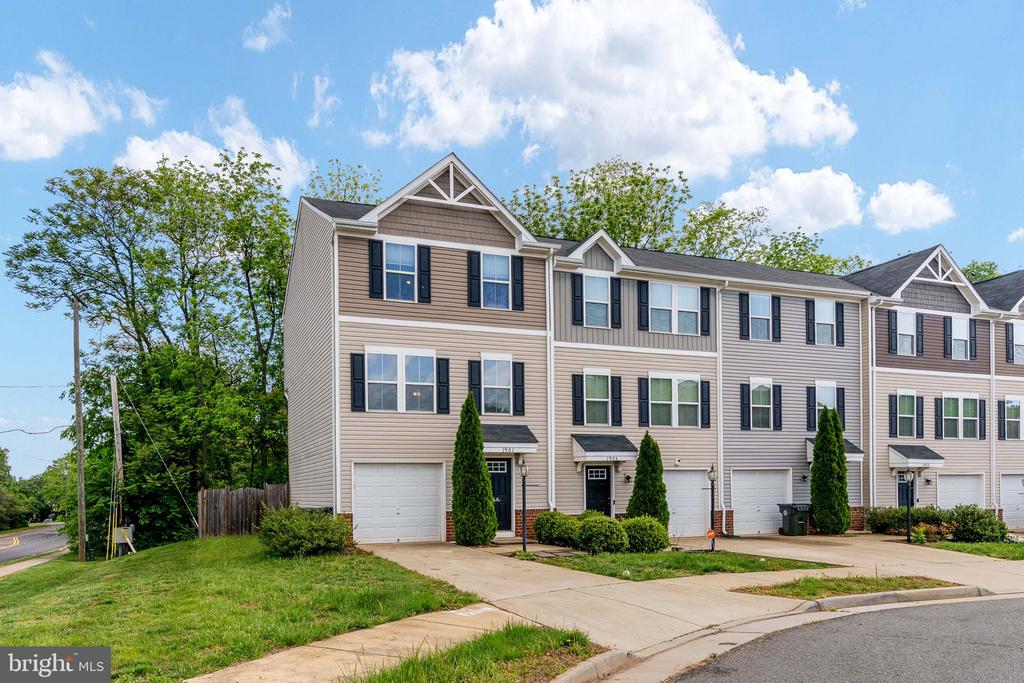 1901 CREPE MYRTLE LN, CULPEPER, Virginia 22701, 3 Bedrooms Bedrooms, ,2 BathroomsBathrooms,Residential,1901 CREPE MYRTLE LN,VACU2013486 MLS # VACU2013486