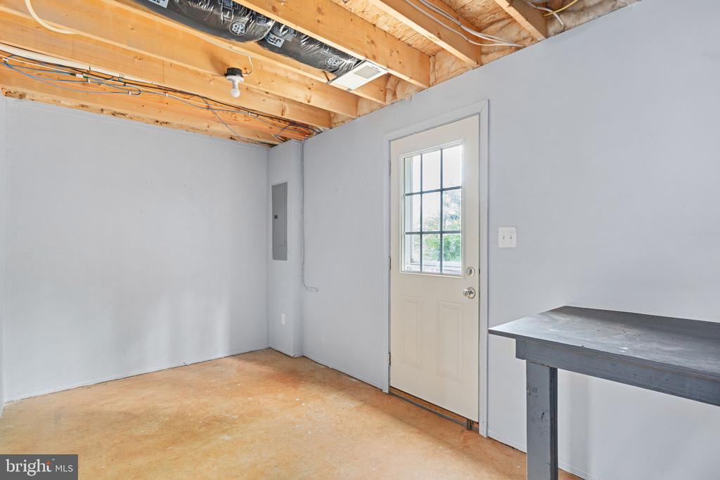 1901 CREPE MYRTLE LN, CULPEPER, Virginia 22701, 3 Bedrooms Bedrooms, ,2 BathroomsBathrooms,Residential,1901 CREPE MYRTLE LN,VACU2013486 MLS # VACU2013486
